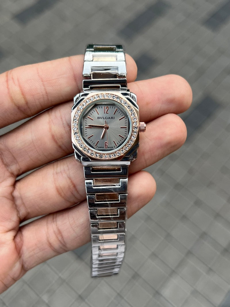 Bvlgar i Women s Grey Dial Secondary image