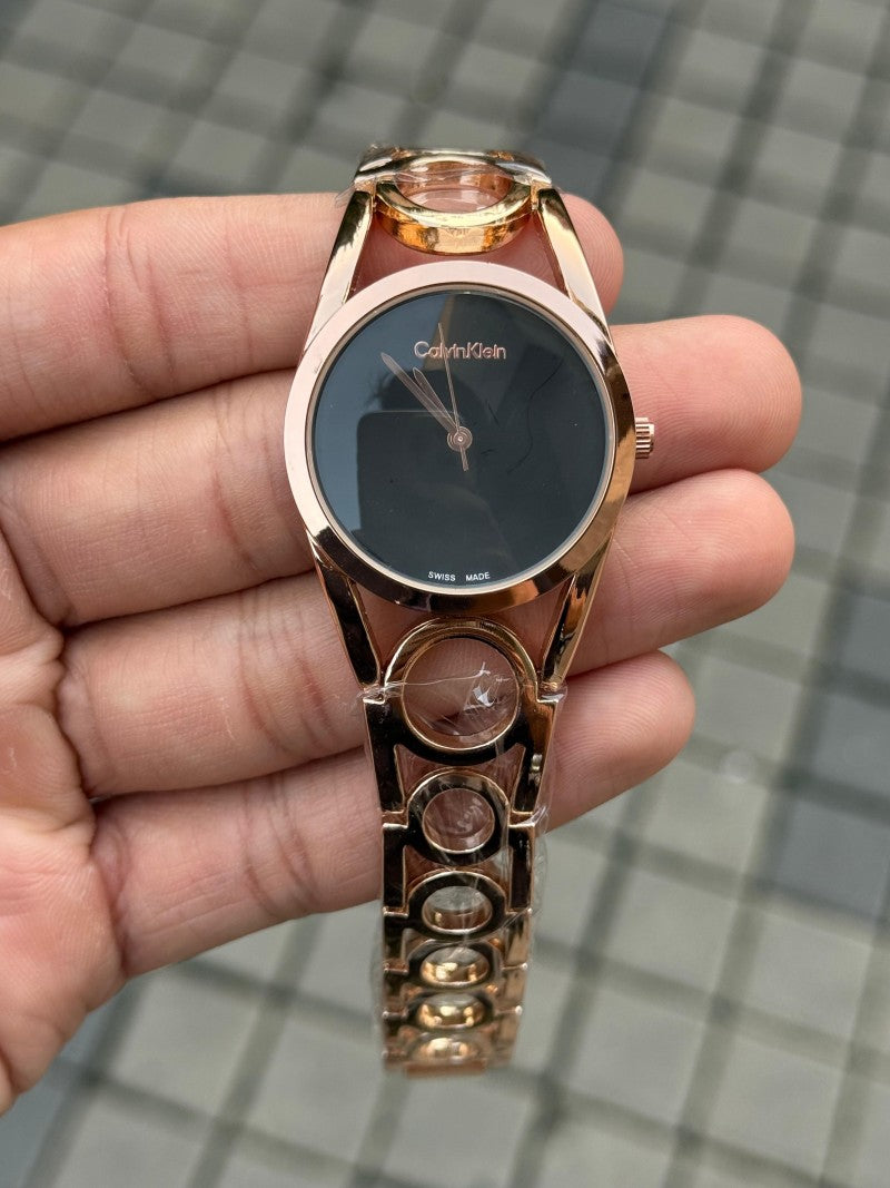 Calvin Klei n Women s Rose Gold Black Dial