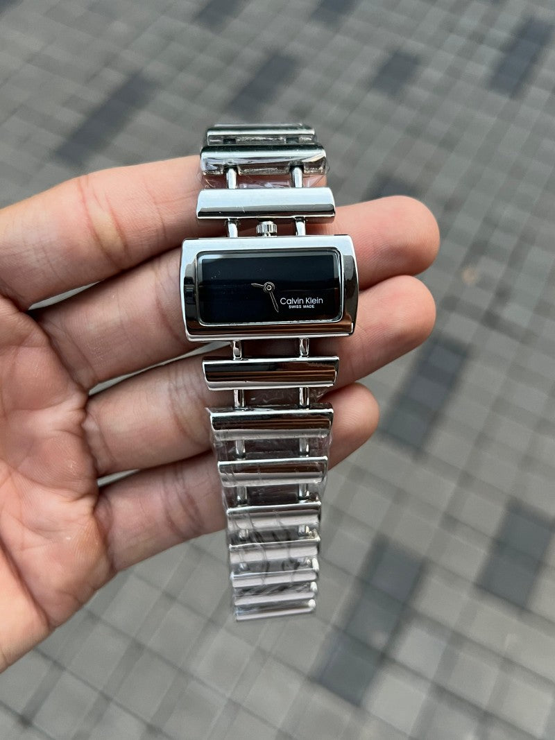 Calvin Klei n Women s Silver Black