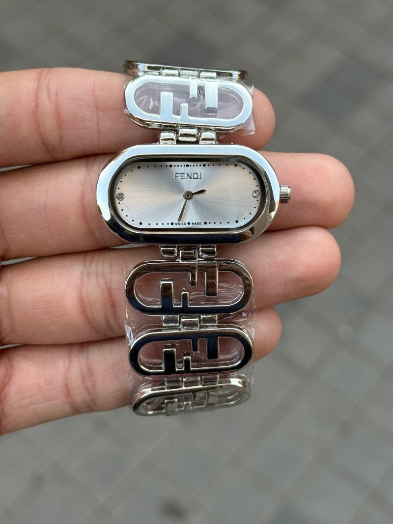 Fend i O Lock Oval Bracelet Womens Main image