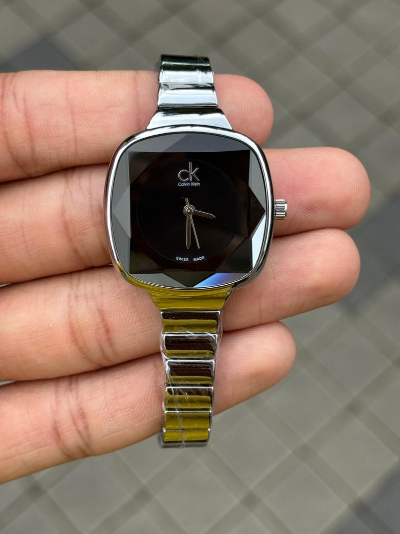 Calvin Klei n Women s Silver Black Main image