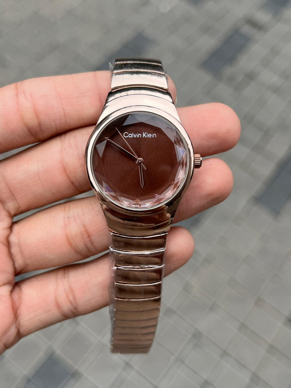 Calvin Klei n Women s Brown
