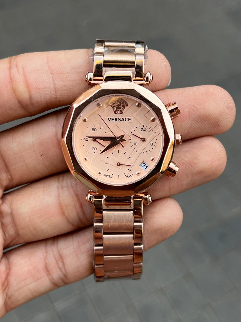 Versac e Women s Chronograph Main image