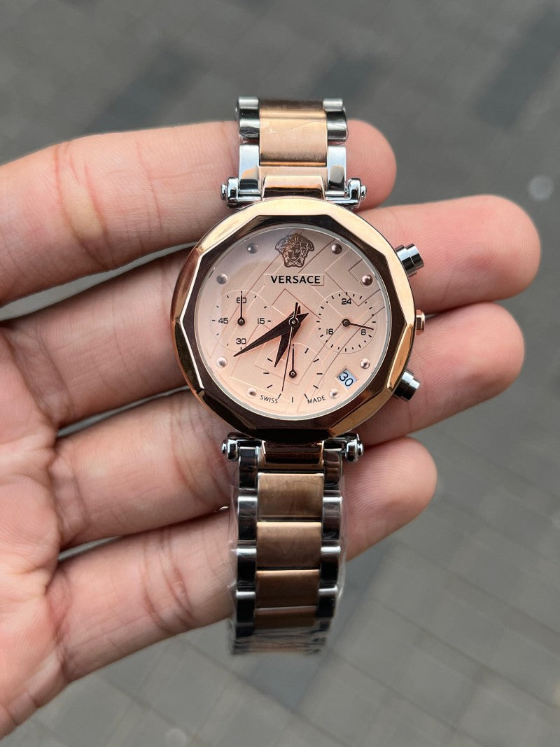 Versac e Women s Chronograph Secondary image