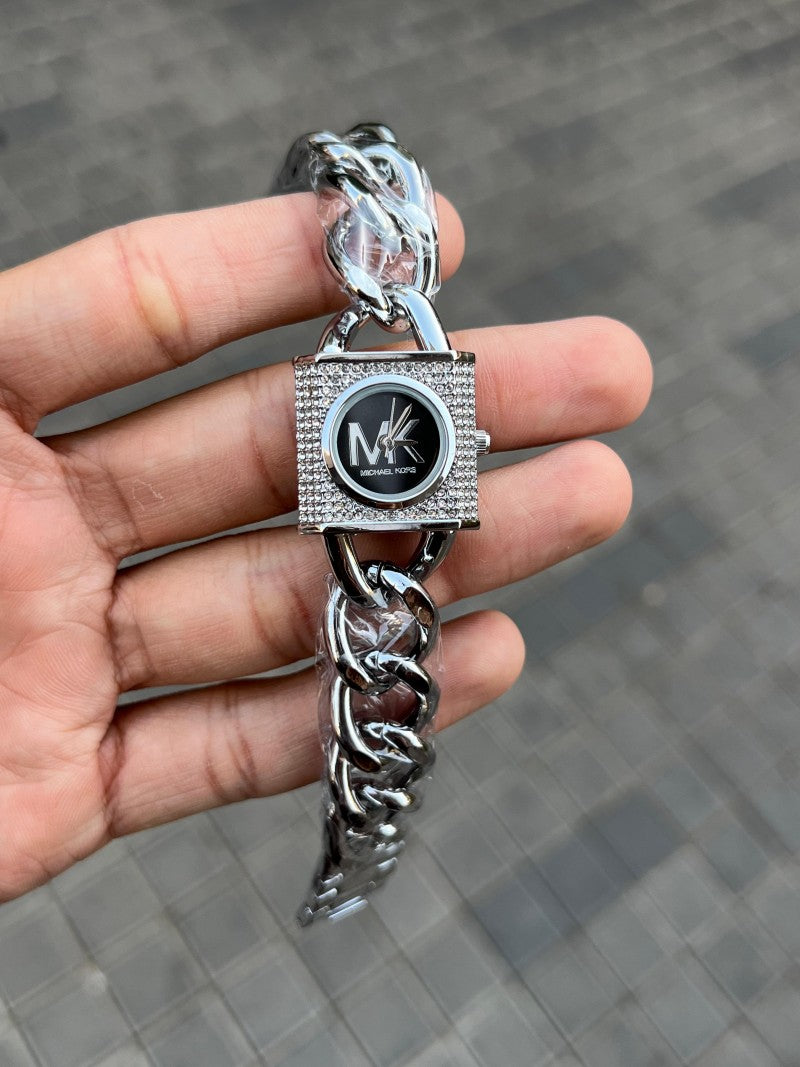 Michael Kor s Chain Lock Silver Black Women s