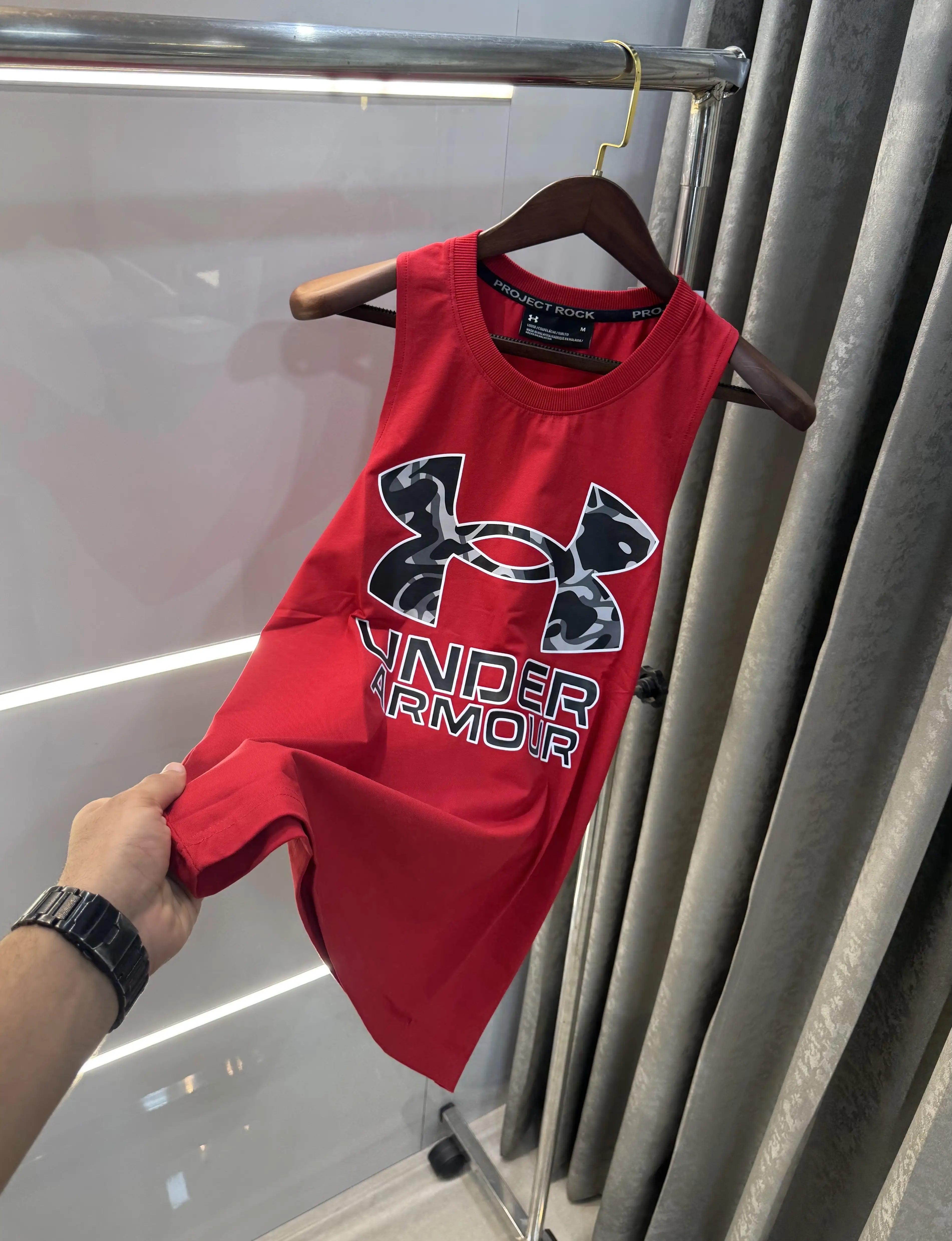 Under Armou r Red Logo Print Premium Sando