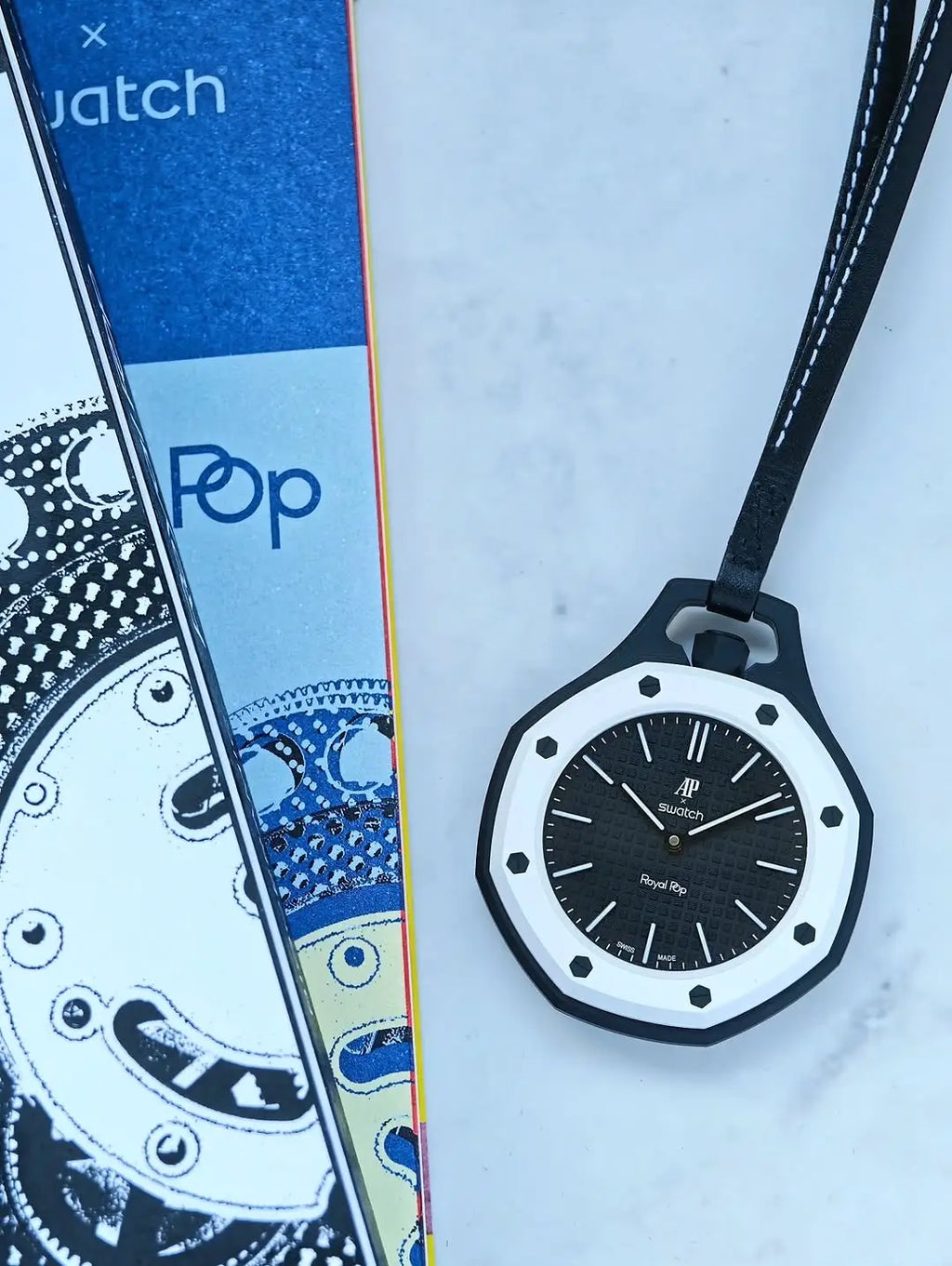 AP x Swatch Royal Pop `Ocho negro’