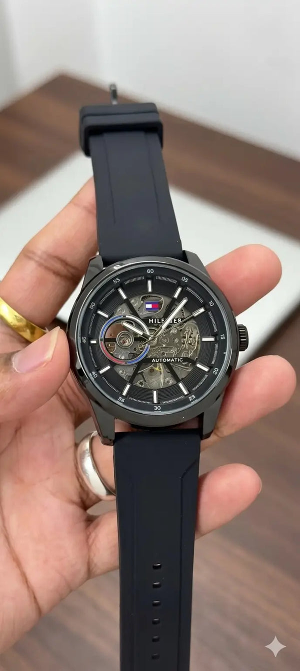 Tommy Hilfiger Automatic silicon belt