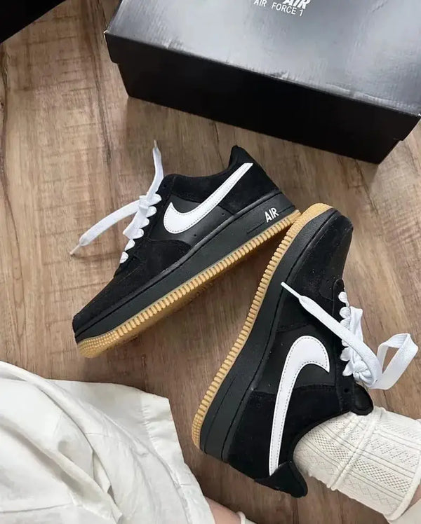 Nike_Airforce 1 07 LV8 Low Black White Gum Shoes