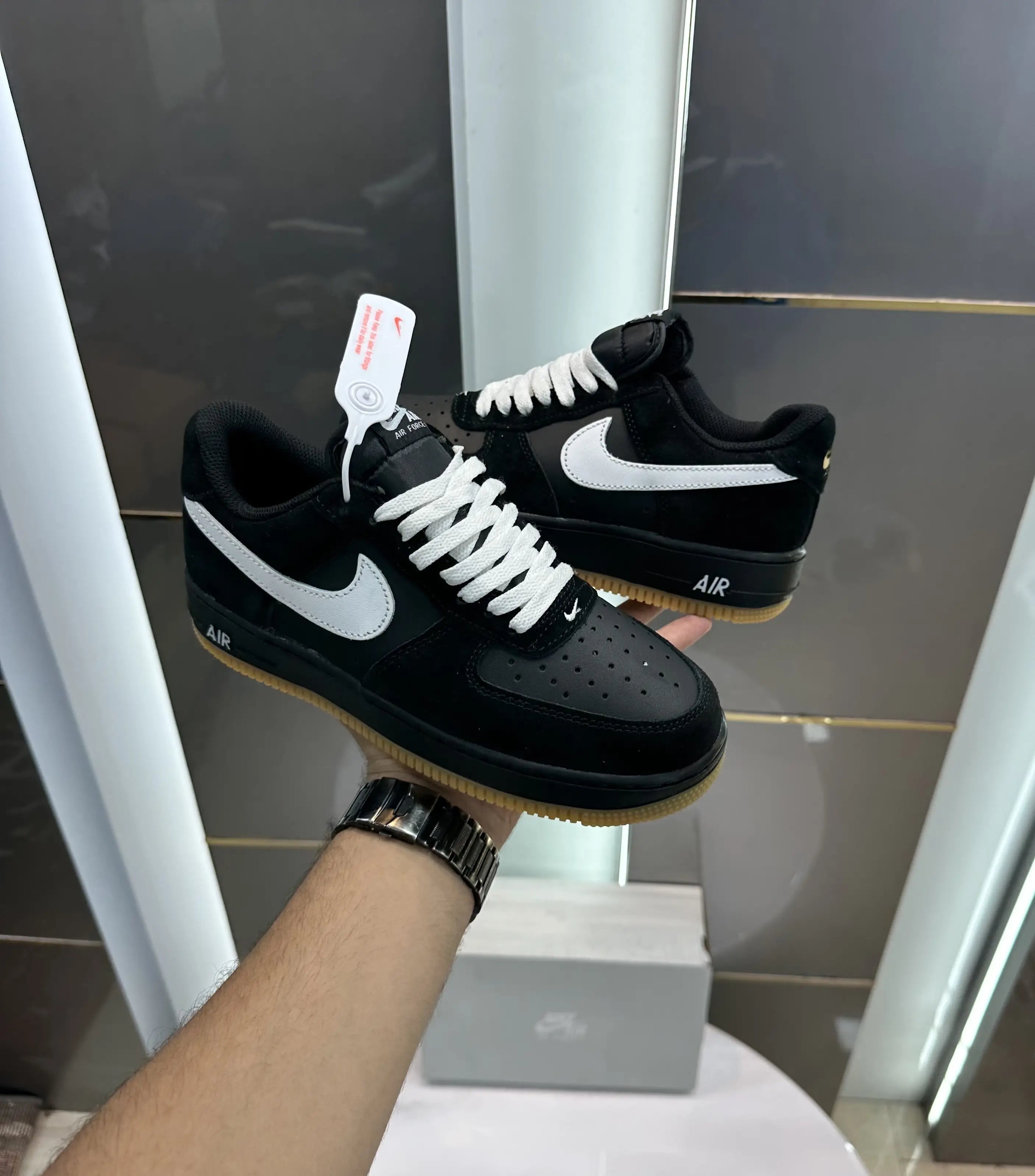 Nike_Airforce 1 07 LV8 Low Black White Gum Shoes