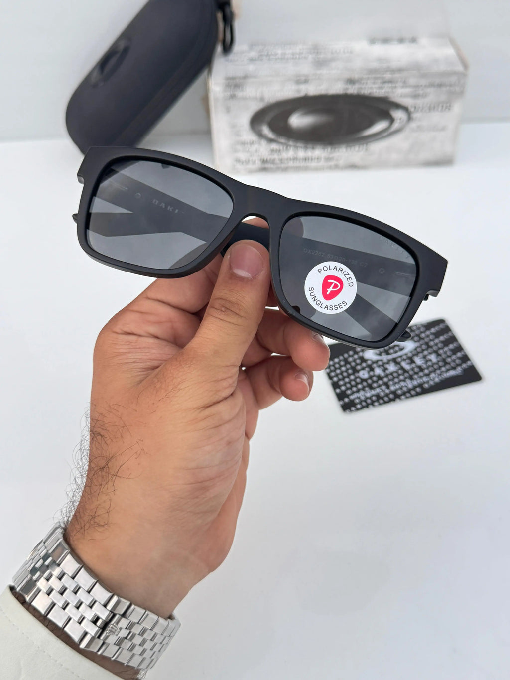 Oakley_ 2262_black_grey