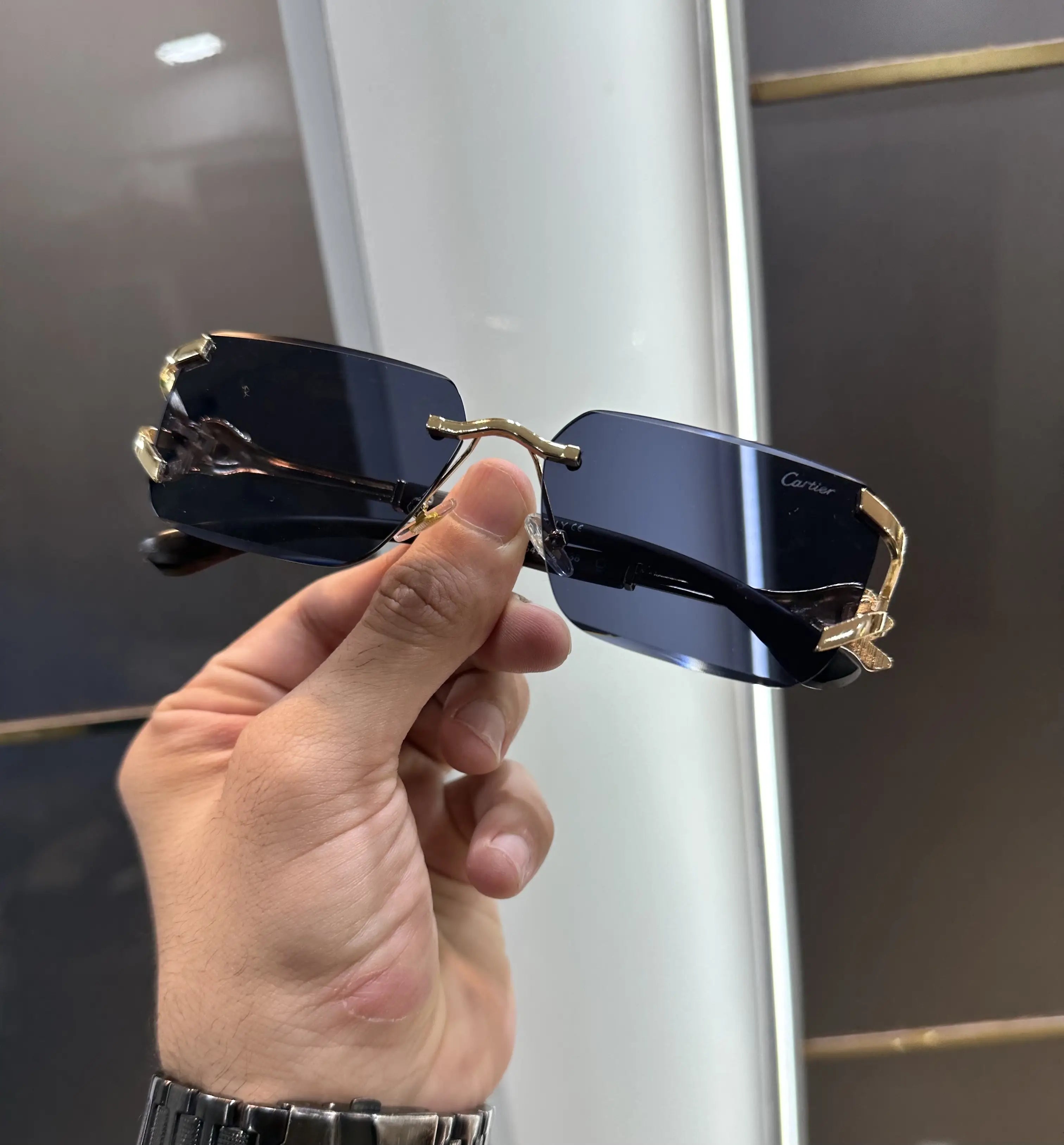 Cartie r Gold Black Jaguar Premium Shades 003 Secondary image