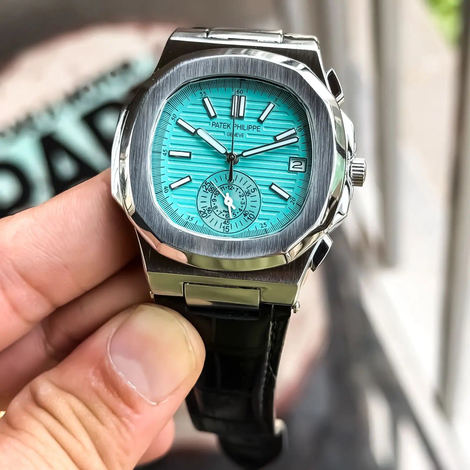PATEK_CRONO_SILVER_BLUE Secondary image