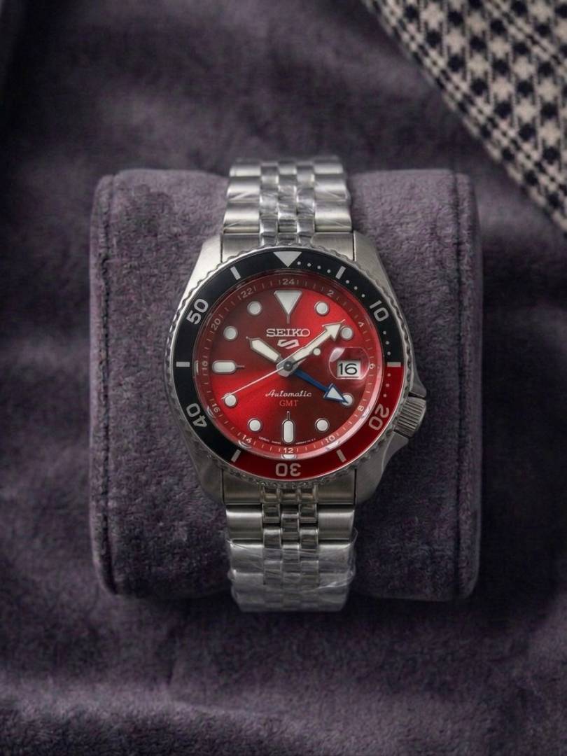Seiko 5 Sports GMT 264