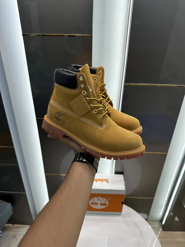 Timberland_Classic Leather Boots Tan