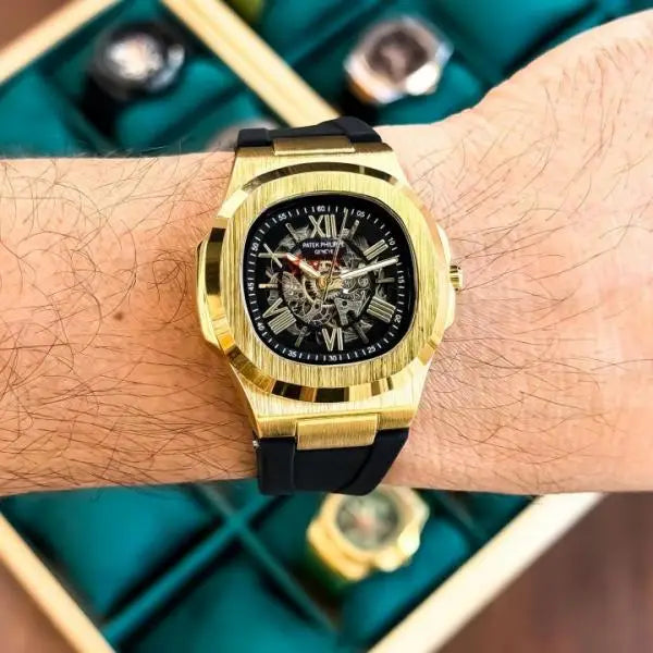 Patek Phillip e Nautilus Skeleton Silicone Gold Black Secondary image