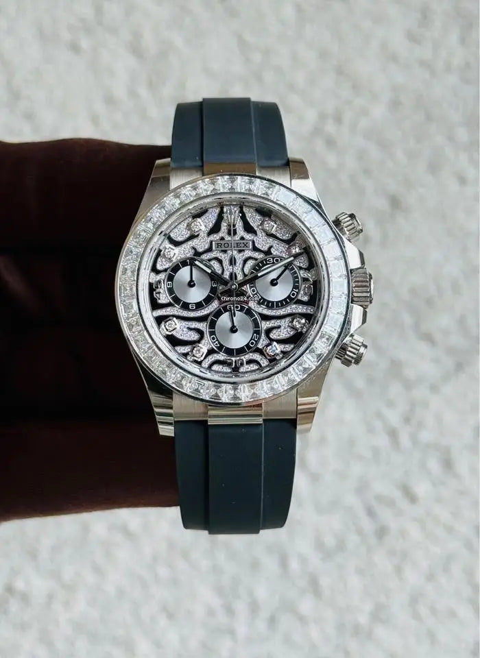 Rolex Cosmograph Daytona  “ Eye Of The Tiger “ Main image