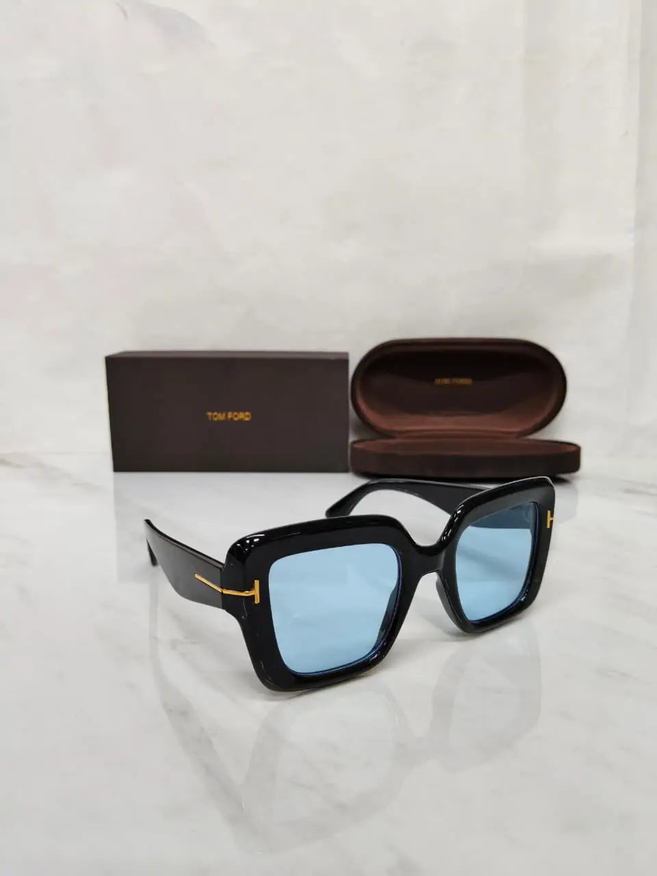 TOMFORD 182 BLACK BLUE
