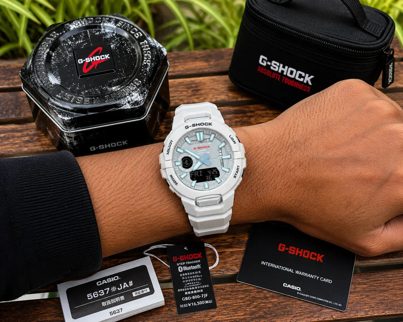G shock GBA-950 Grey
