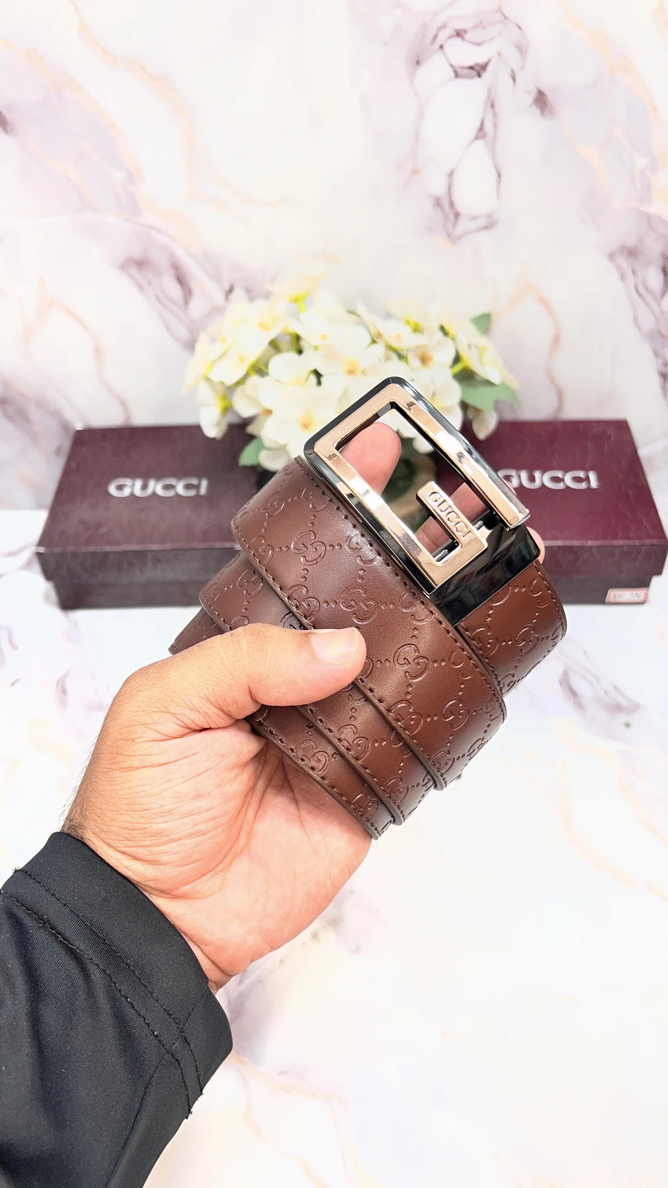 GUCCI EMBOSSED PREMIUM QUALITY IMPORTED BELT WITH BOX Main image