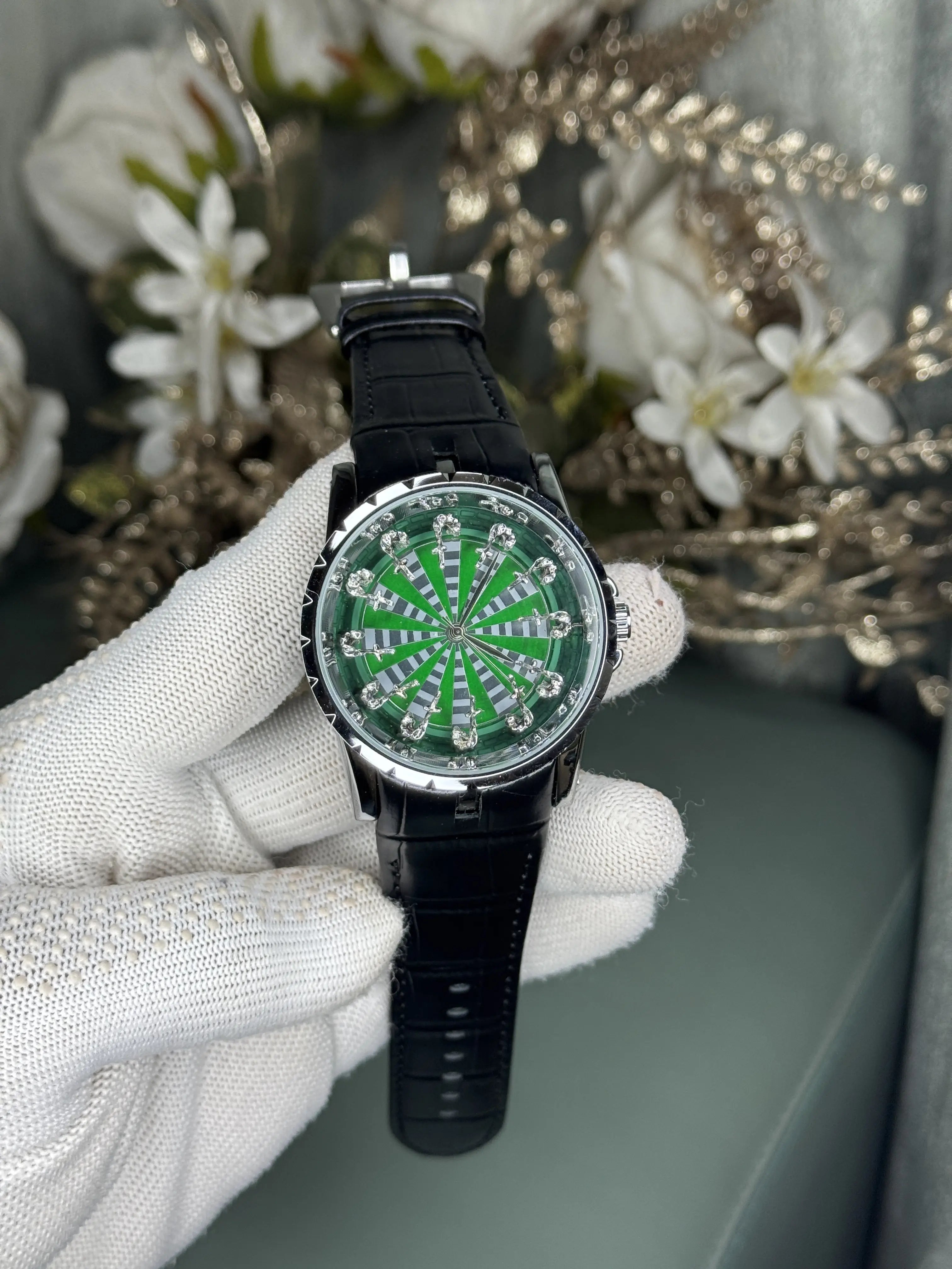 Roger Dubuis Onola Twelve Knights Silver Green Premium Watch Main image