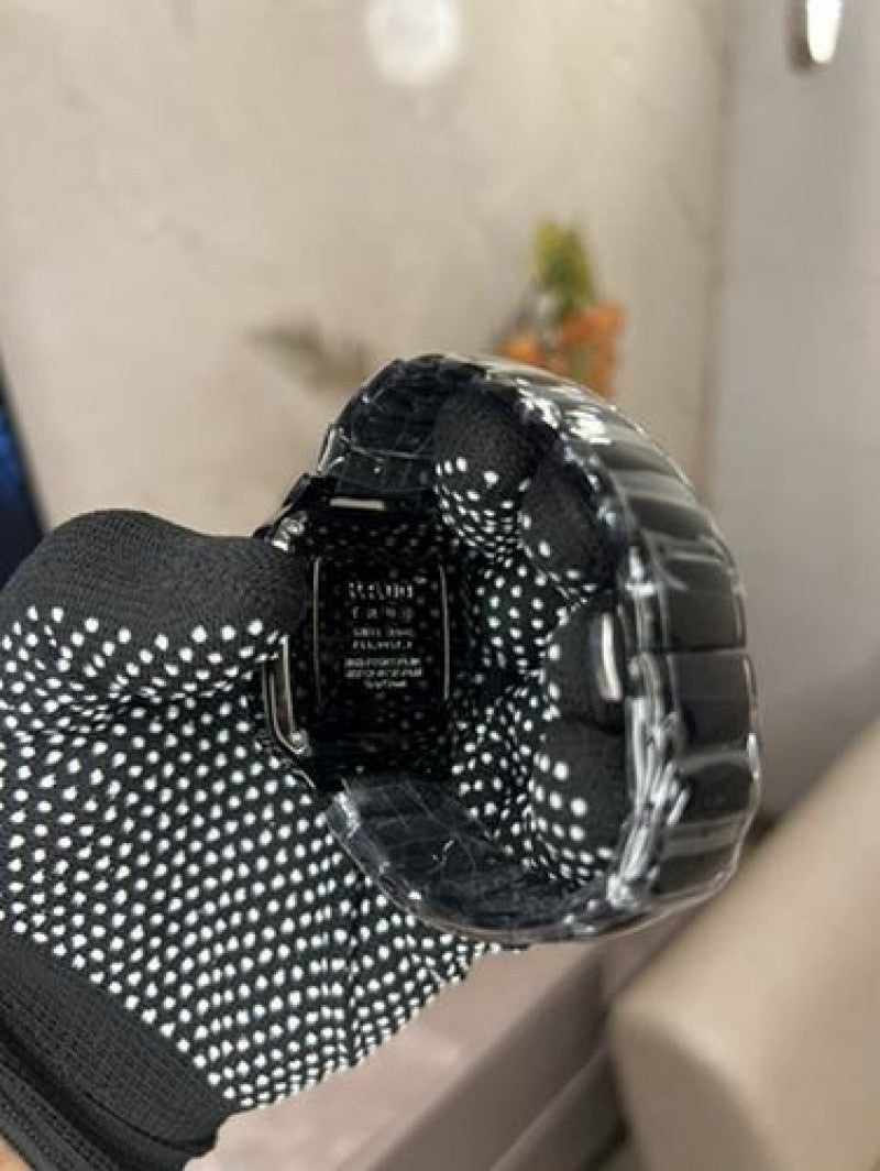 true square quartz undigital (green dial) Secondary image