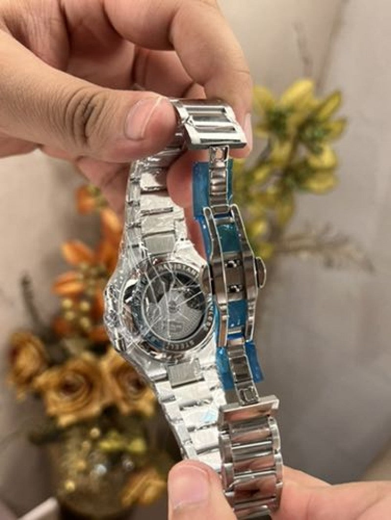 Patek Philippe auto back open Secondary image