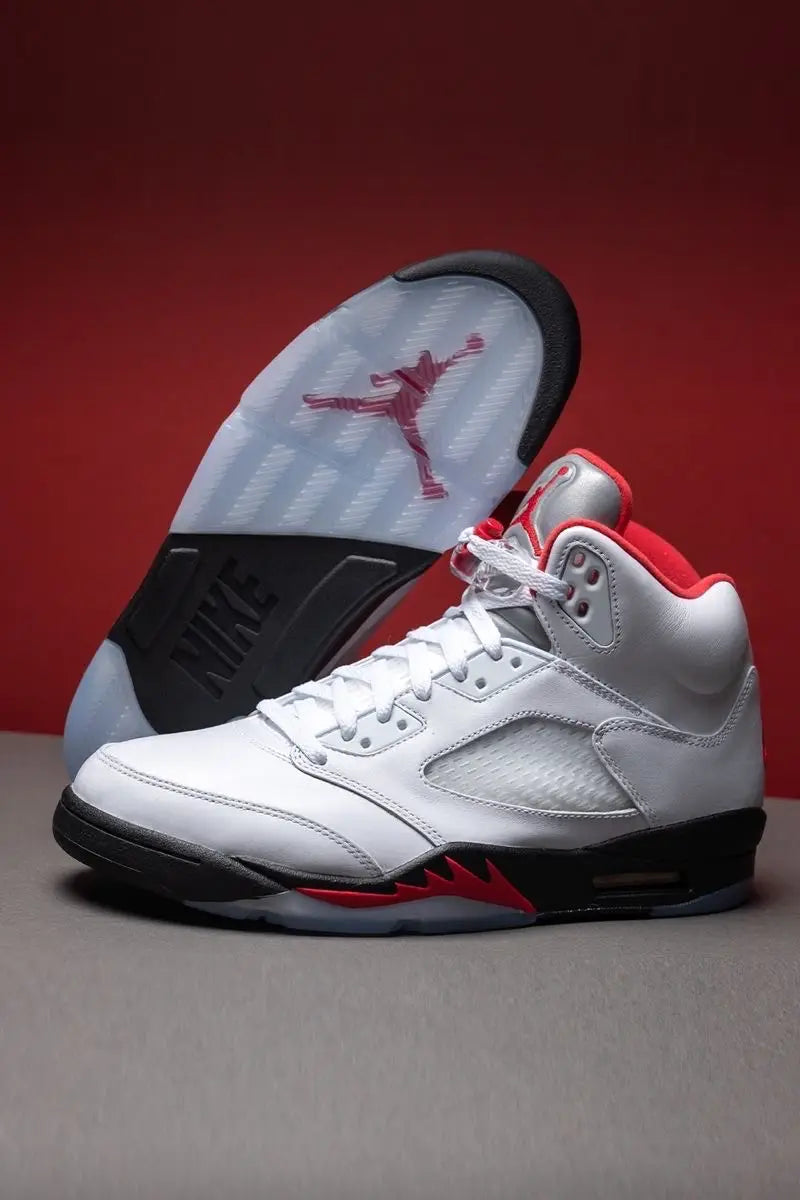 Nike_Air_Jordan Retro 5 Fire Red Shoes Secondary image