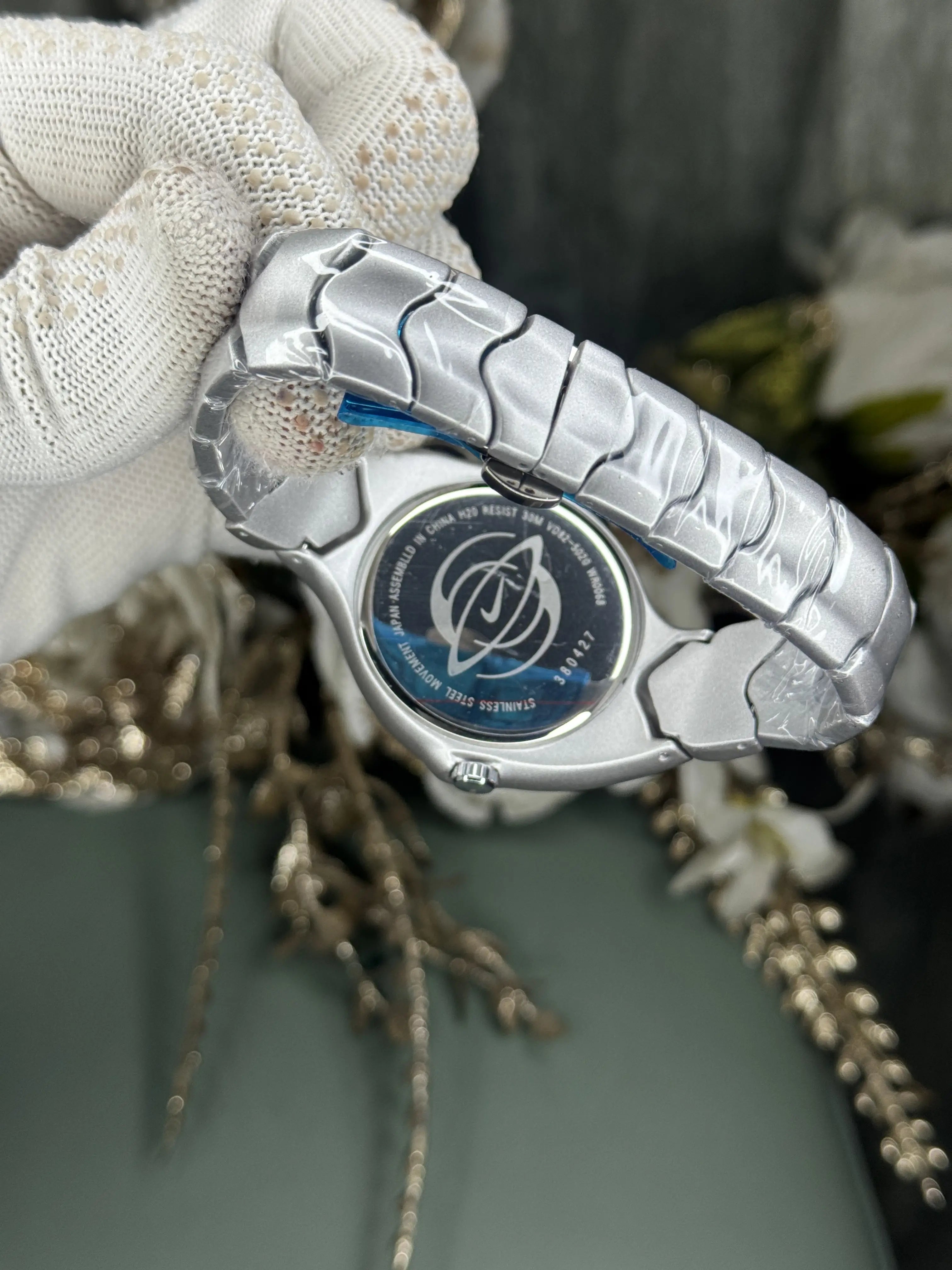 Nik e Silver Brown Premium Watch