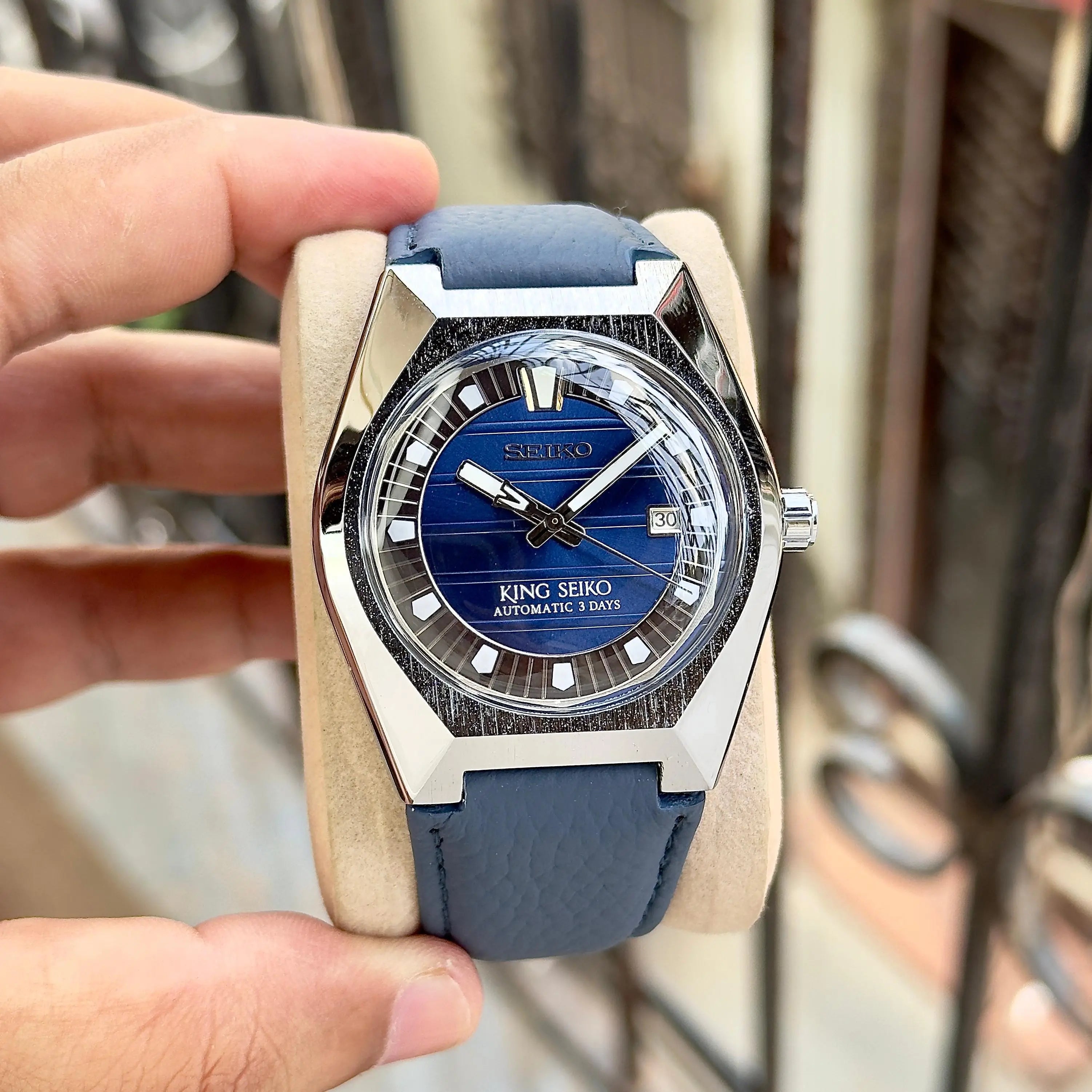 Seiko King Mens Secondary image