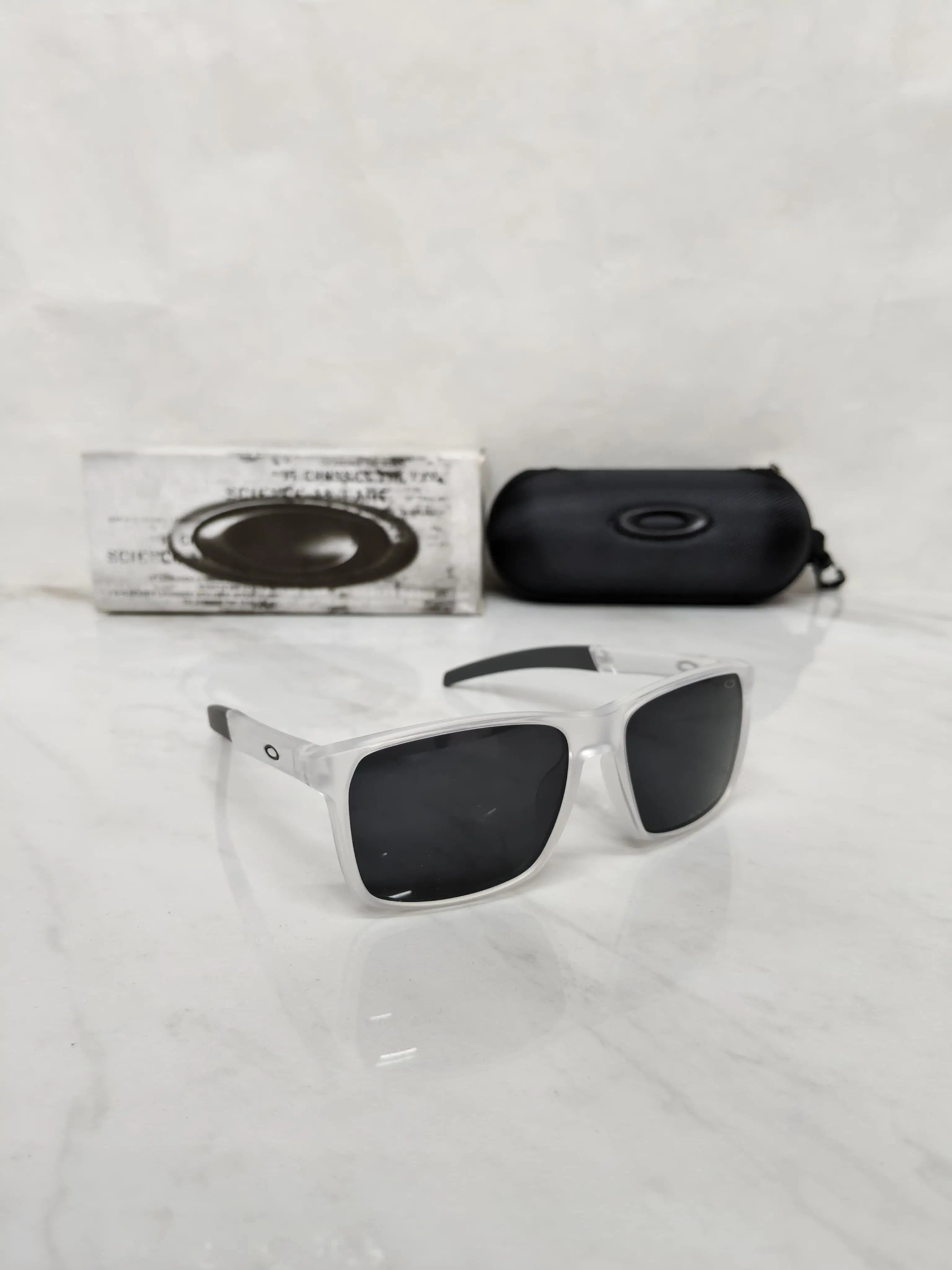 OAKLEY 83111 MATT ICE GREY