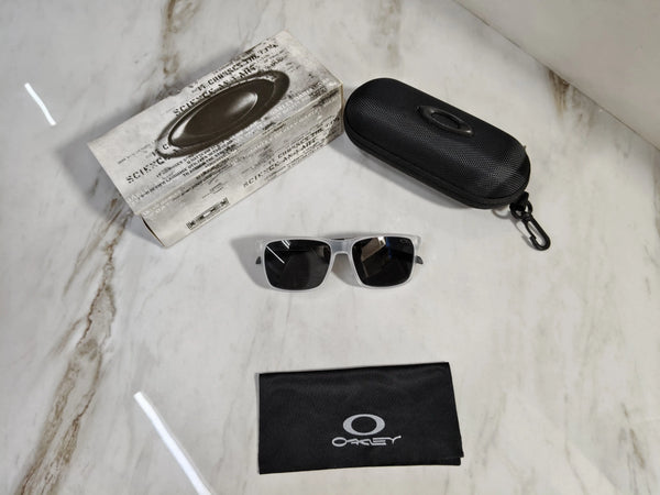 OAKLEY 83111 MATT ICE GREY