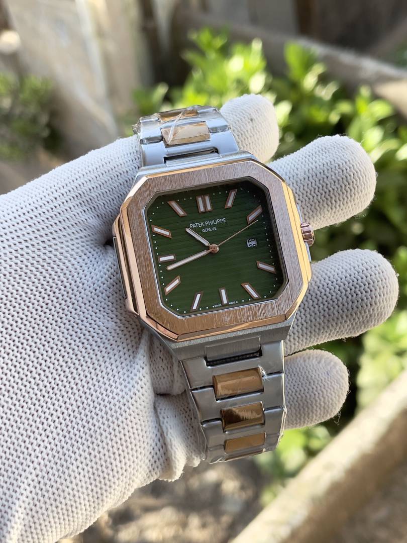 Patek phillipe cubitus Main image