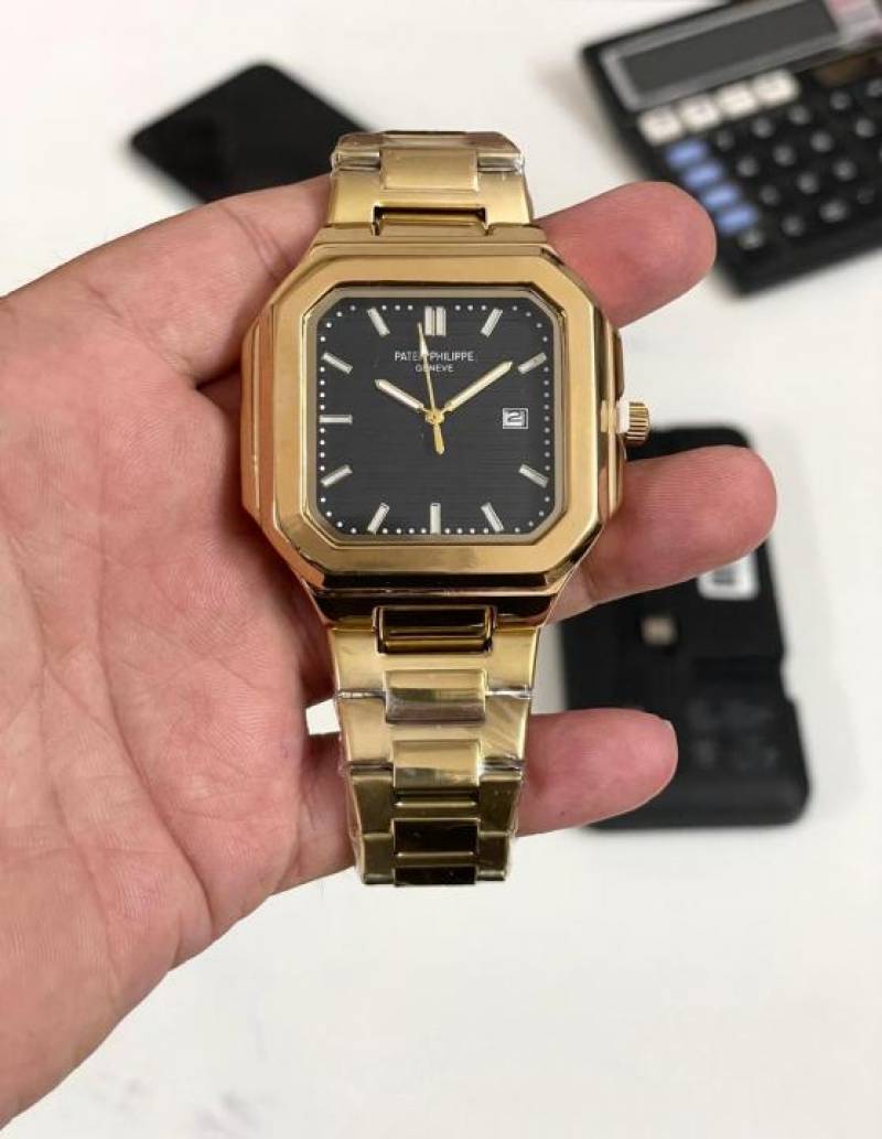 Patek phillipe cubitus