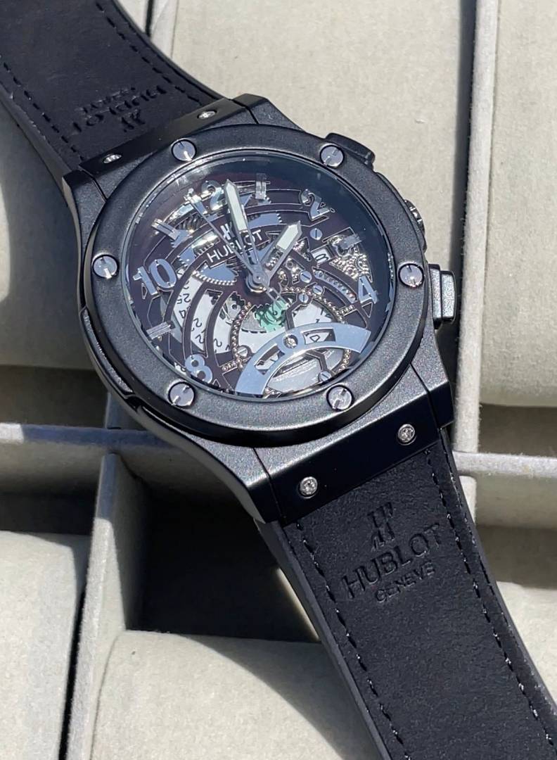 Hublot calender non chrono Main image