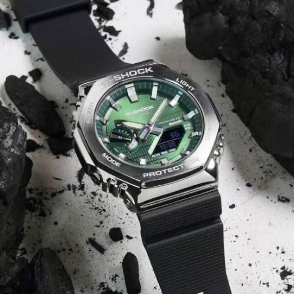 G shock GM2100