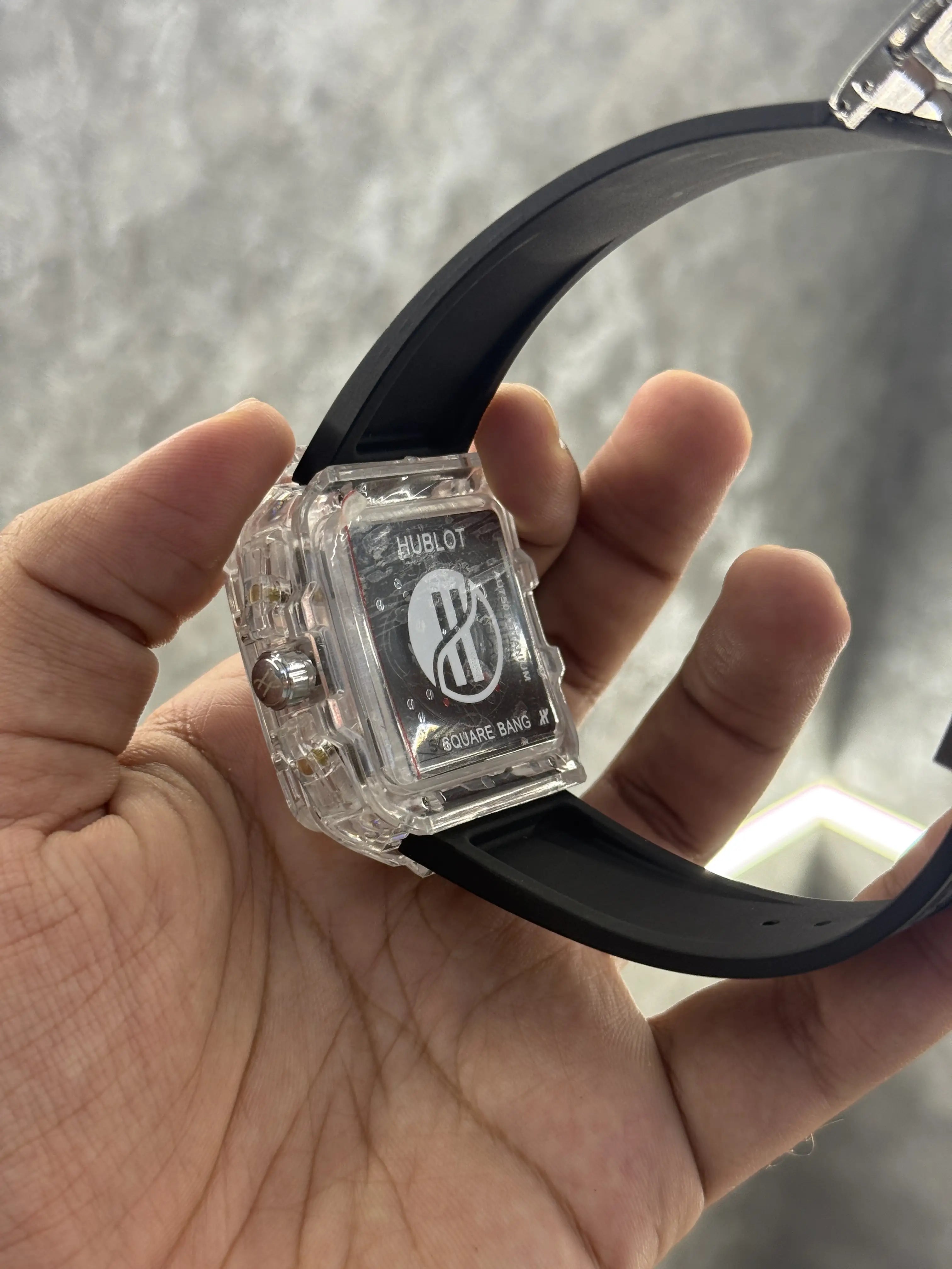 Hublot Bigbang Unico Square Transparent All Working 003 Secondary image