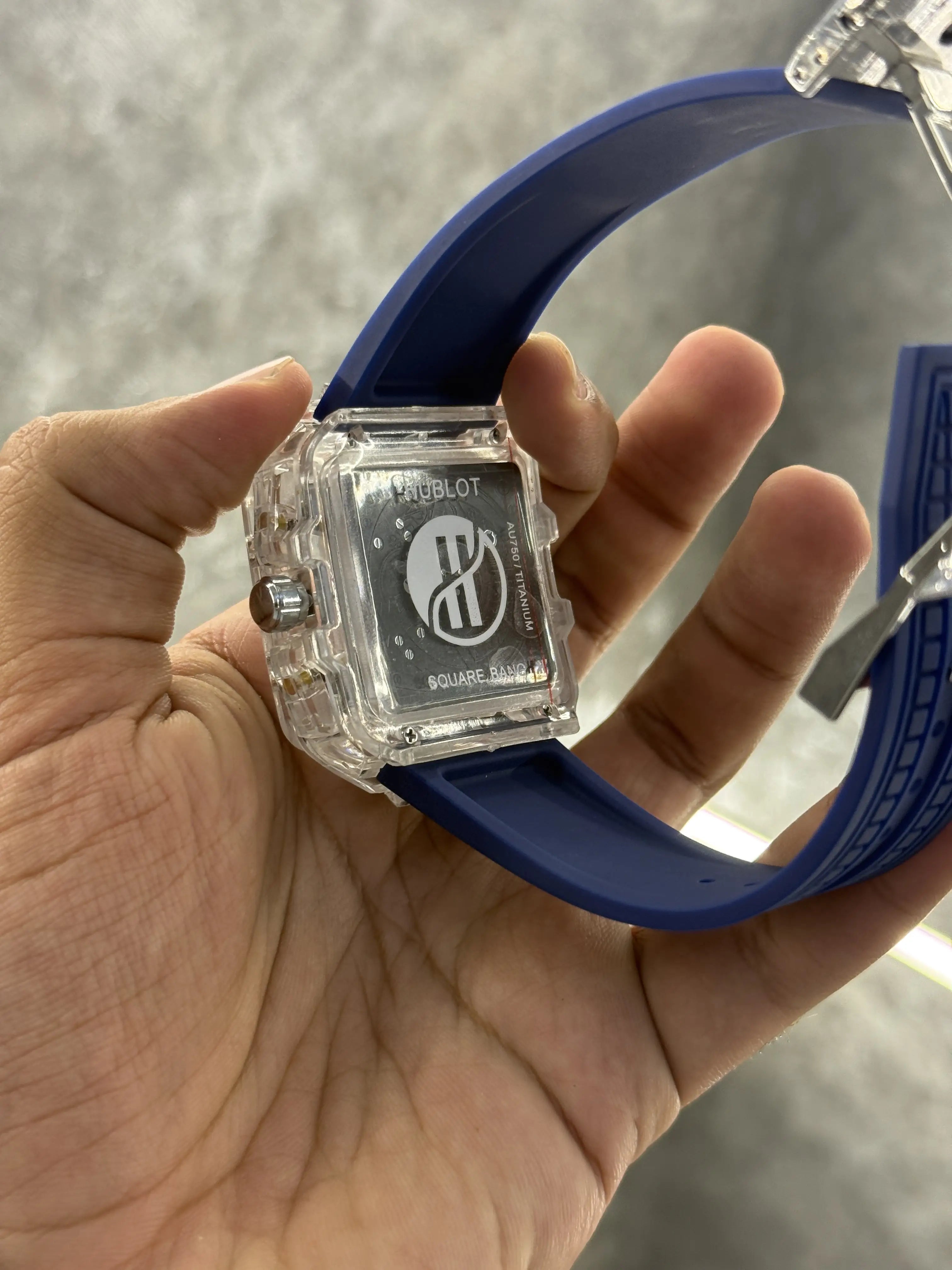 Hublot Bigbang Unico Square Transparent All Working 002 Secondary image