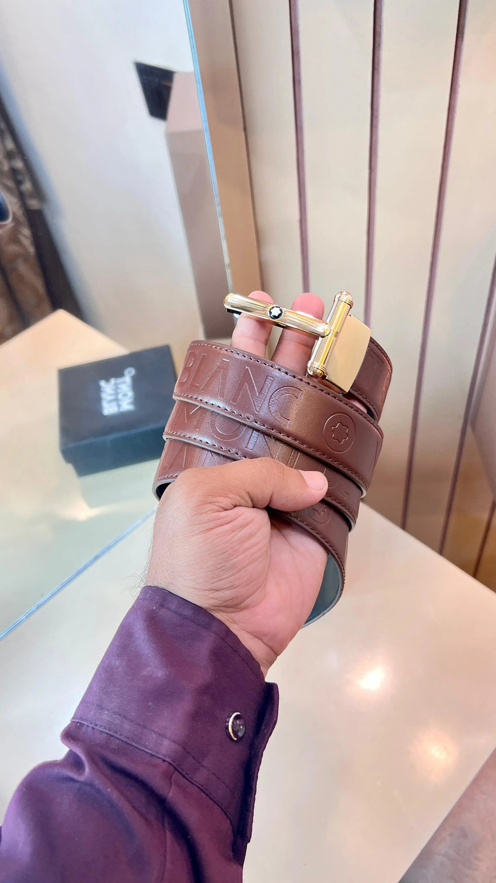 MONT BLANC IMP PREMIUM QUALITY EMBOSSED REVERSEABLE BELT WITH OG BOX