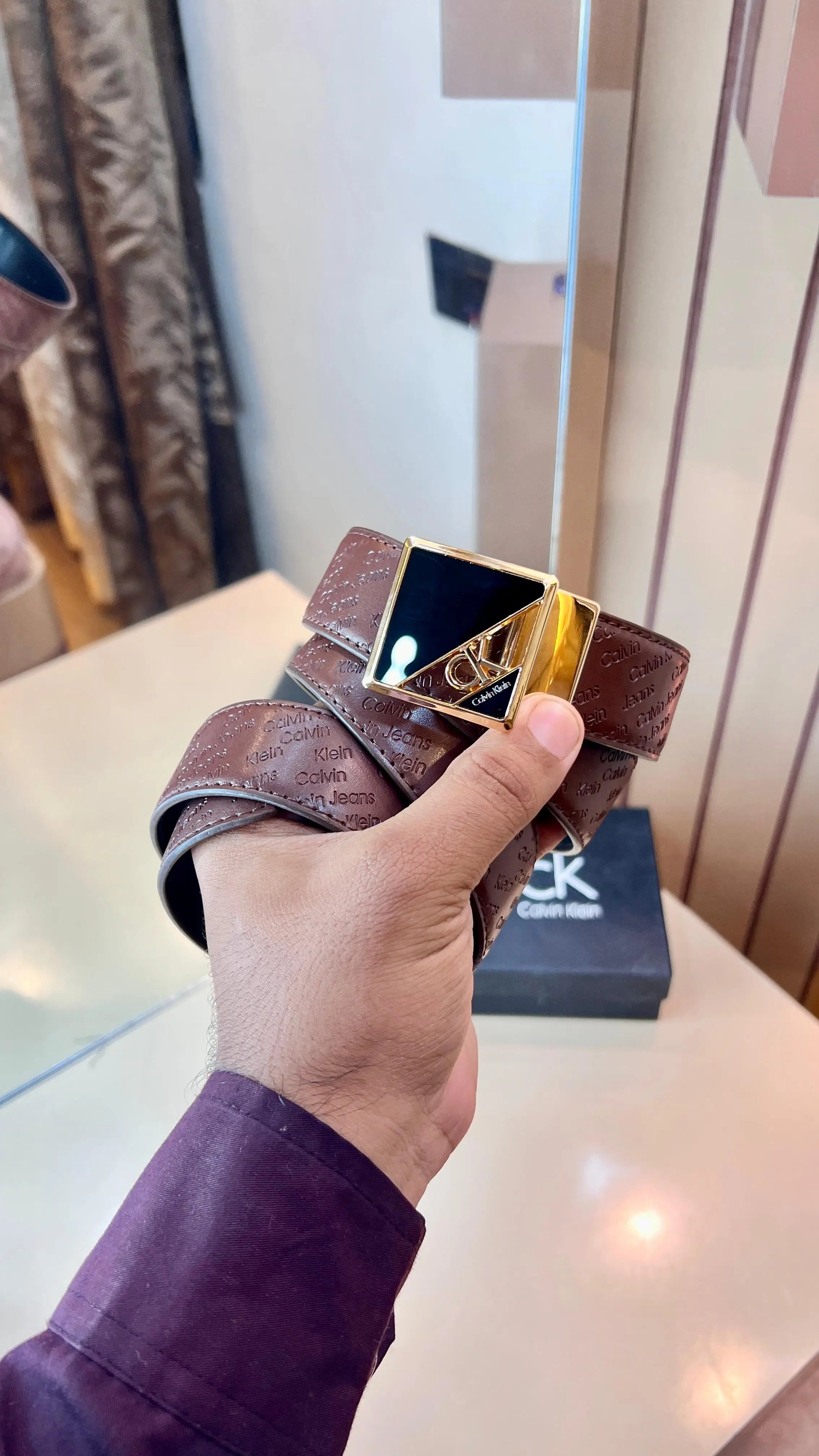 CK CALVIN KLEIN PREMIUM QUALITY EMBOSSED REVERSEABLE BELT WITH OG BOXCK-123