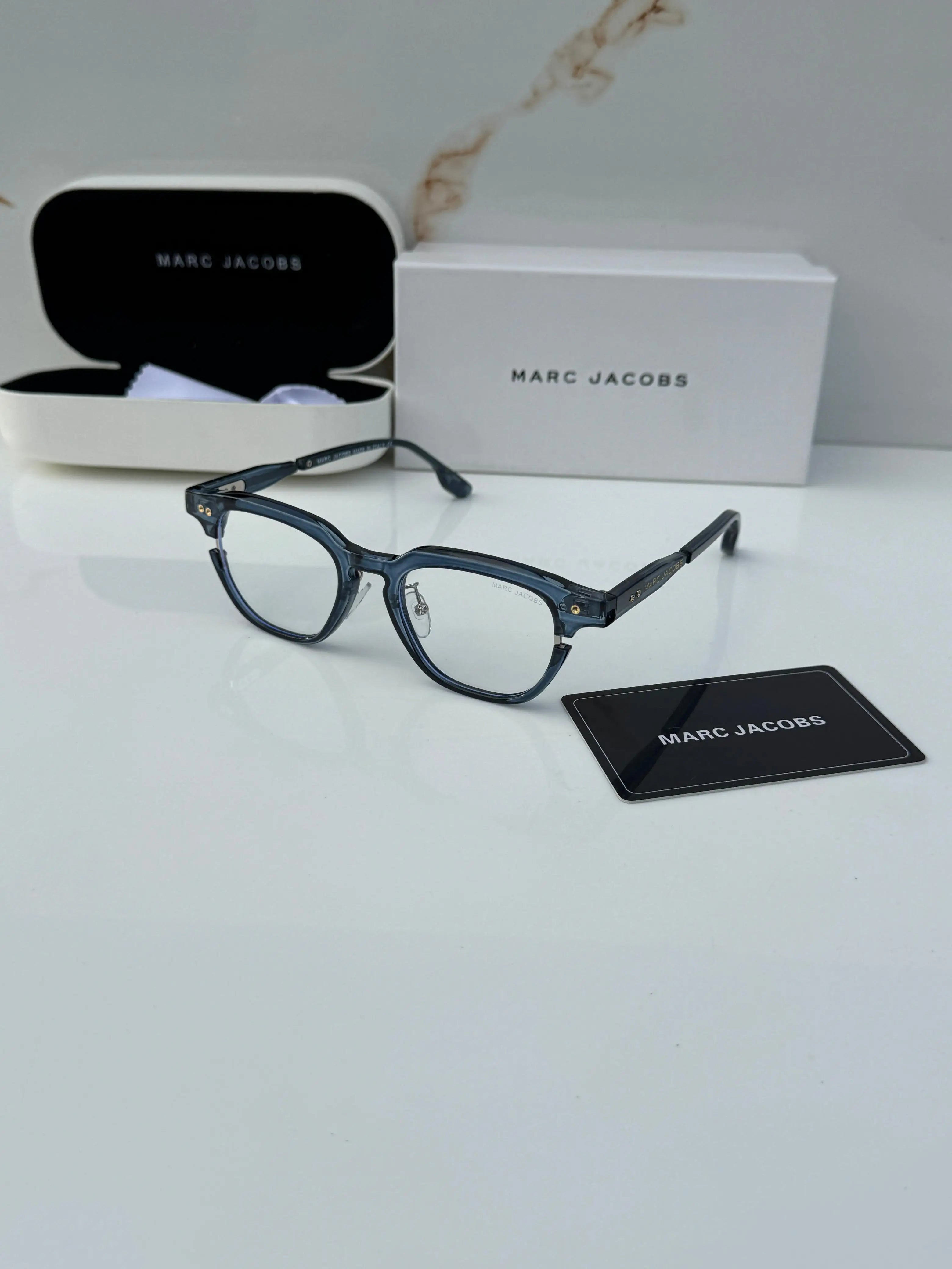 Marc_jacobs_1131_blue_plano