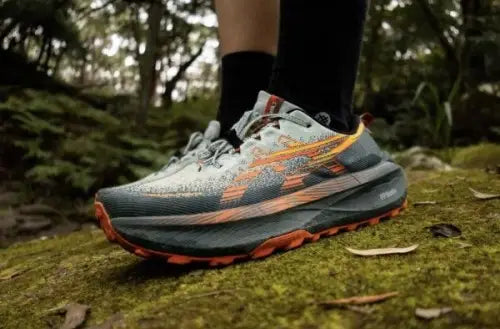 Asicss Trabuco Max 4 Trail Cold Moss Nova Orange Secondary image