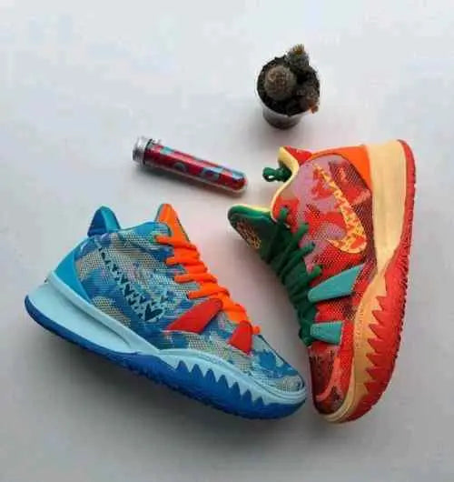 Nikee Kyrie 7 x Sneaker Room Fire Water Main image