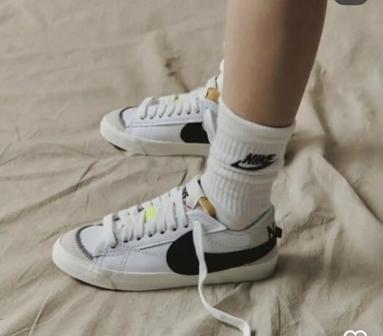 Nik_e blazer mid 77 jumbo Main image