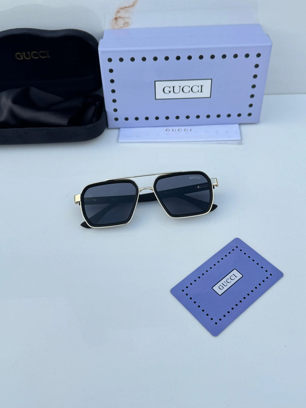 Gucci_963_gold_black