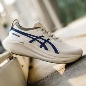 Asics gel nimbus 25 Cream Navy Secondary image