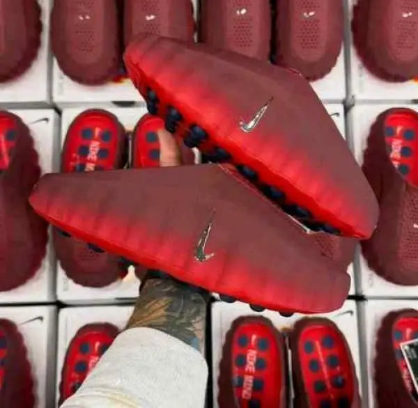 NIKE MIND 001 TEAM SPIDERMAN Secondary image