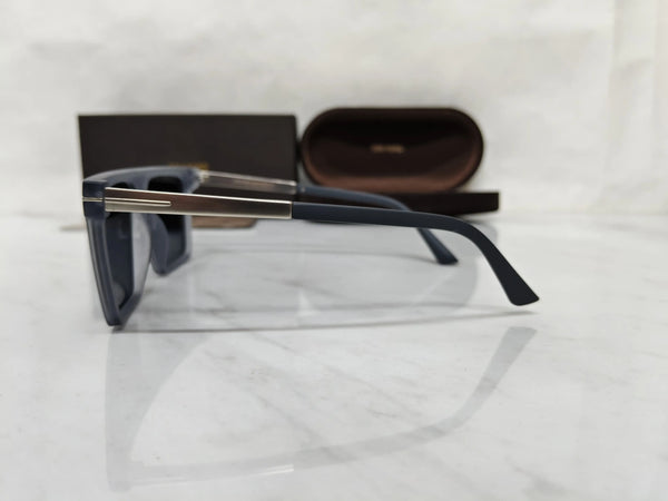 TOM  FORD 12032 CRYSTAL GREY