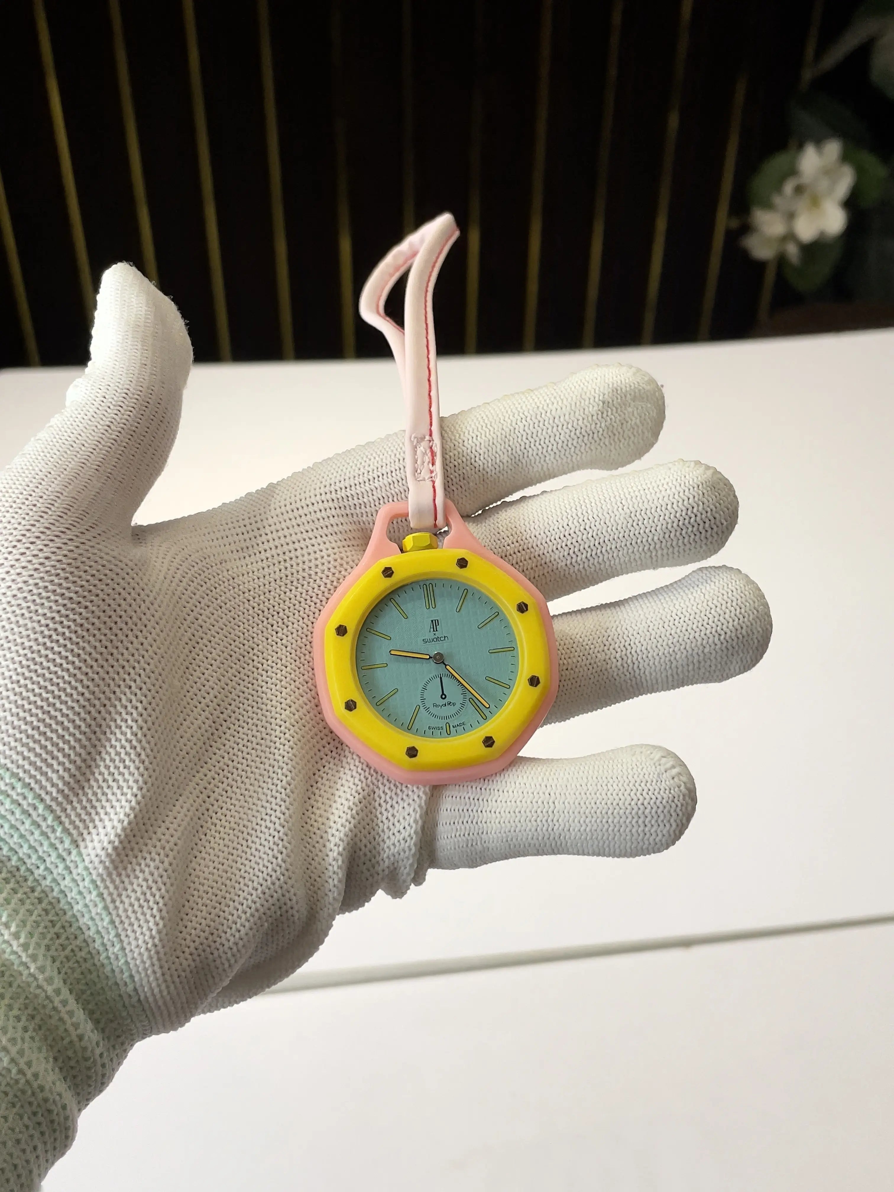audemar_s piguet x swatch royal pop with og box Secondary image