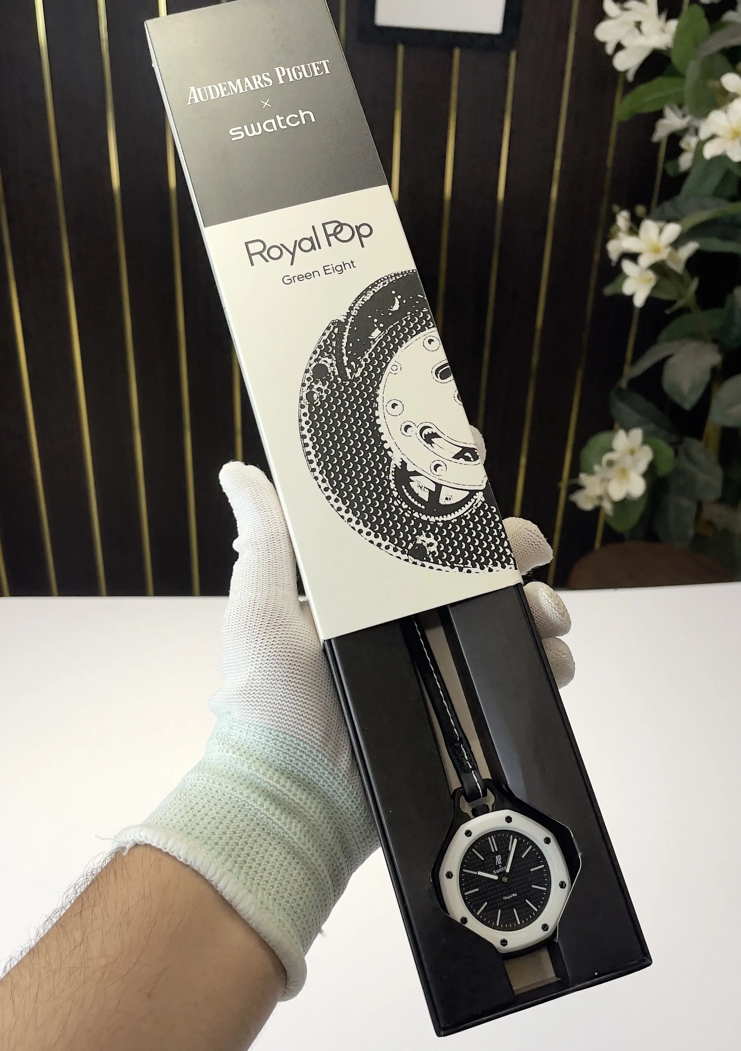 audemar_s piguet x swatch royal pop with og box Secondary image